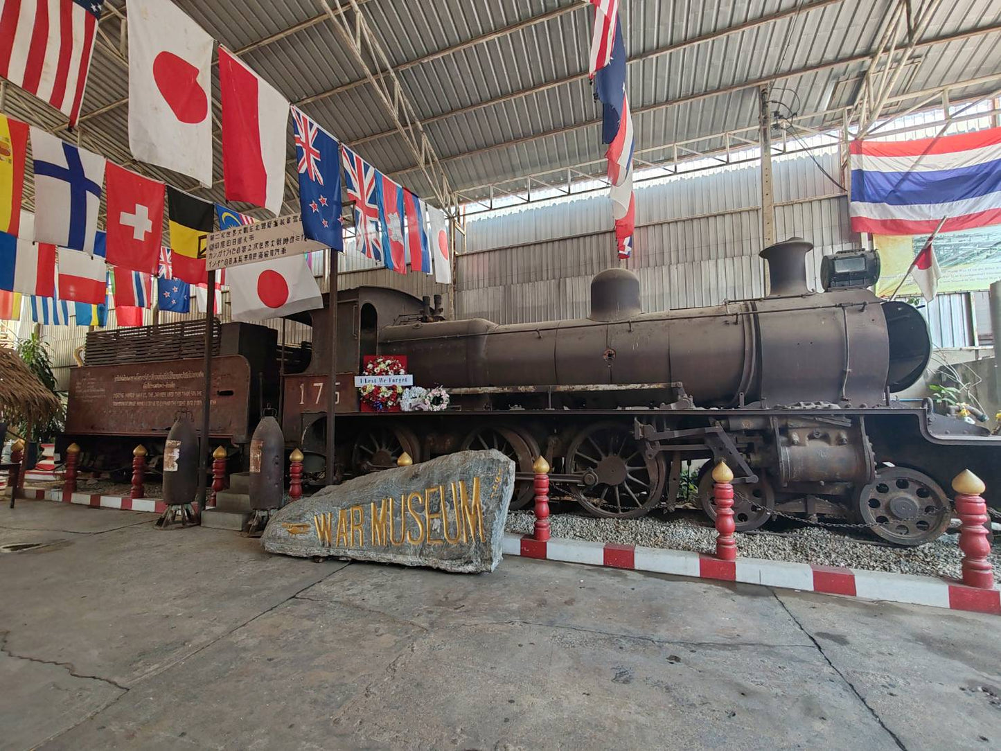 🌿 FD001: Adventure Awaits in Kanchanaburi! 🚐🚤🚂