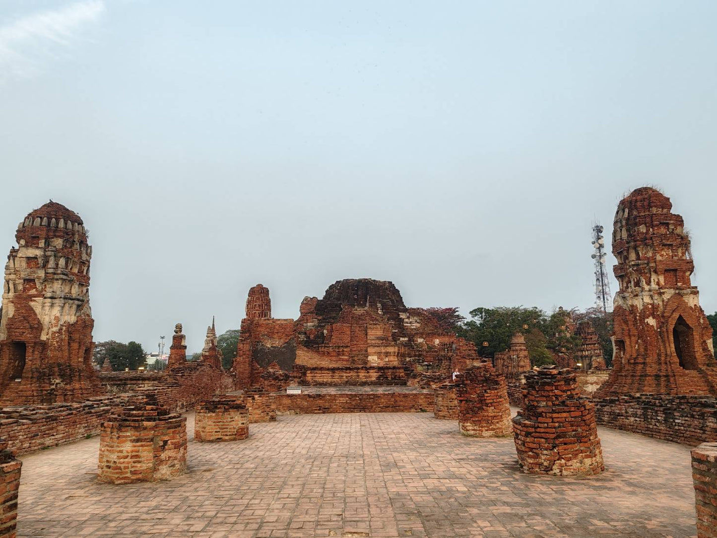 🌟 HD006: Highlights of the Ayutthaya Temple & Dinner Light-Up Tour 🌟
