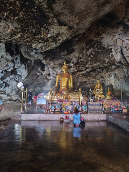 🌿 FD001: L'avventura ti aspetta a Kanchanaburi! 🚐🚤🚂