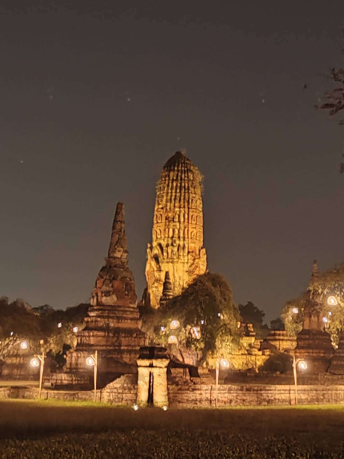 🌟 HD006: Highlights of the Ayutthaya Temple & Dinner Light-Up Tour 🌟